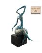 Bronzen beeld Bella, zittende vrouw Atelier John frel
